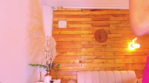 Snapshot of miss_brenda_ chatting on November 8, 2025, 2:45 am Camila online show from November 8, 2025, 2:45 am