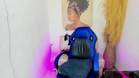 Snapshot of miss_channellx chatting on October 11, 2025, 5:50 am miss_channellx online show from October 11, 2025, 5:50 am