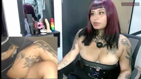 Snapshot of miss_clover chatting on September 11, 2025, 11:05 pm miss_clover online show from September 11, 2025, 11:05 pm