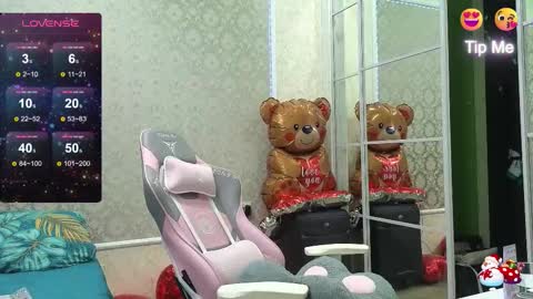 miss_divora online show from February 16, 2026, 11:39 am