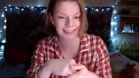 Elis online show from March 3, 2025, 3:31 pm