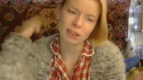 Elis online show from October 15, 2025, 11:21 am
