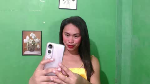 Eva online show from November 12, 2025, 11:43 am