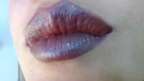 Miss Evoleth online show from November 9, 2025, 8:23 am