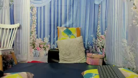 Snapshot of miss_flora chatting on May 2, 2026, 4:06 am Monica Patricia online show from May 2, 2026, 4:06 am