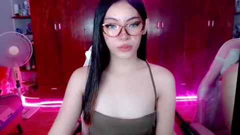miss_hornydoll online show from October 18, 2025, 7:53 am
