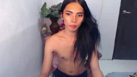 julie online show from April 1, 2026, 4:57 am