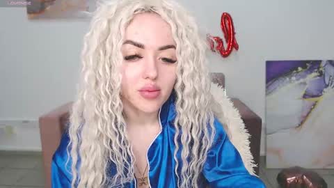 miss_kiten online show from February 16, 2025, 4:09 am