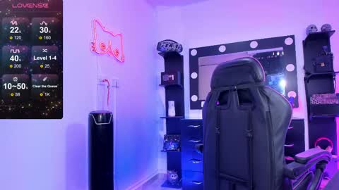 Snapshot of miss_kittyn chatting on October 31, 2025, 6:09 pm Miss Kittyn online show from October 31, 2025, 6:09 pm