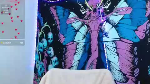 Snapshot of miss_kumikahri chatting on July 18, 2026, 4:44 pm Ahri James online show from July 18, 2026, 4:44 pm
