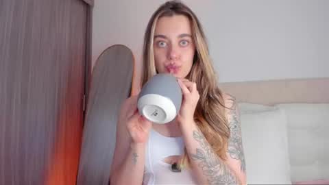 Alana online show from July 16, 2026, 3:01 am