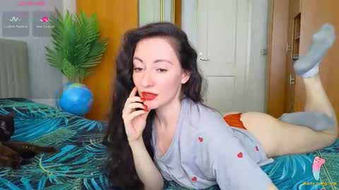 Laura online show from October 1, 2025, 9:59 am