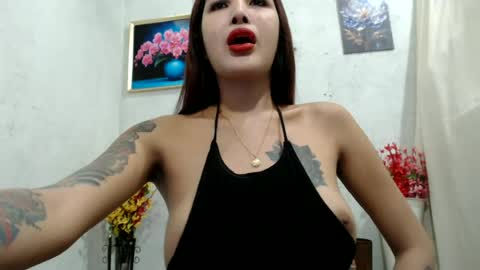 Snapshot of miss_lianslim chatting on June 24, 2026, 12:09 am inday online show from June 24, 2026, 12:09 am
