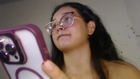 ly independent model online show from June 7, 2026, 11:36 am
