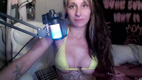 jessika mage online show from July 28, 2026, 7:59 am