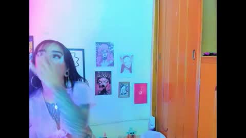 MEGG online show from September 25, 2025, 8:01 pm