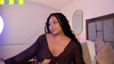 Snapshot of miss_mian chatting on October 22, 2025, 9:14 pm Mian online show from October 22, 2025, 9:14 pm