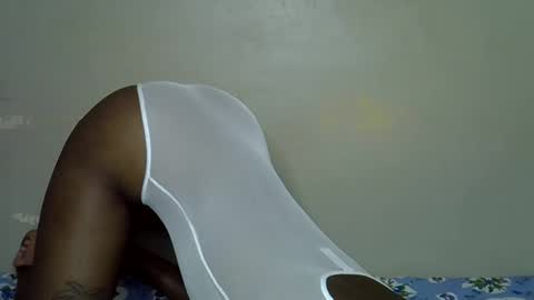 miss_pretty1 online show from January 6, 2026, 5:33 am