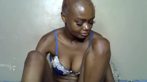 miss_pretty1 online show from January 11, 2026, 7:19 pm