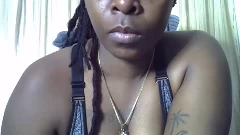 Snapshot of miss_sinphoria chatting on October 23, 2025, 8:24 am Miss online show from October 23, 2025, 8:24 am