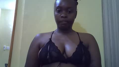 Snapshot of miss_sinphoria chatting on January 13, 2026, 6:40 am Miss online show from January 13, 2026, 6:40 am