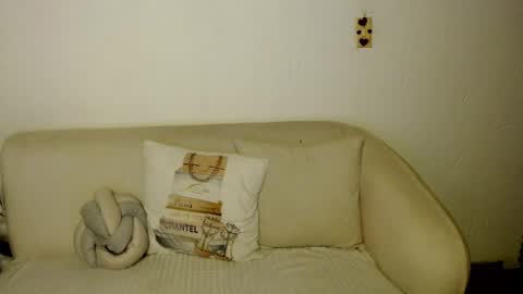 Sophie online show from May 15, 2026, 2:18 am