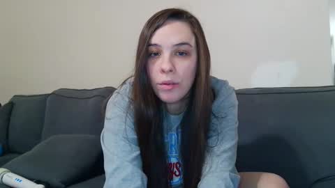 Bella online show from February 2, 2026, 3:44 pm