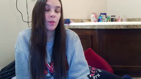 Bella online show from March 9, 2026, 4:00 pm