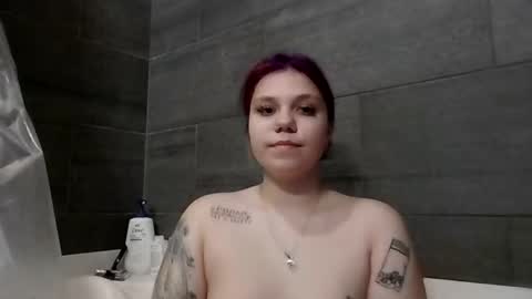Snapshot of miss_tastytay chatting on February 5, 2026, 4:17 am miss_tastytay online show from February 5, 2026, 4:17 am
