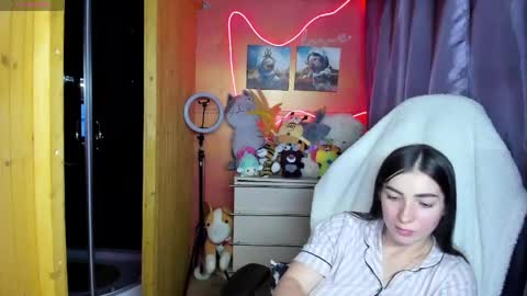 Snapshot of miss_tasy chatting on May 29, 2026, 9:07 am Melanie January 15th is my birthday there will be an interesting show online show from May 29, 2026, 9:07 am