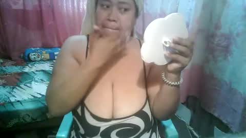 miss v0lcan0 online show from January 19, 2025, 11:00 pm