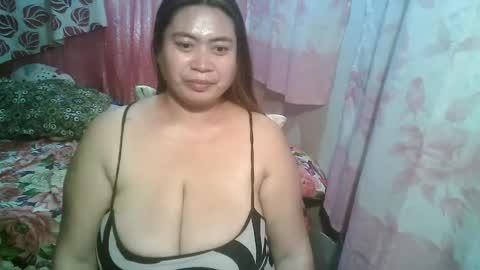 miss v0lcan0 online show from March 11, 2025, 12:06 pm