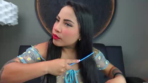 Vaiolette online show from September 25, 2025, 11:03 am