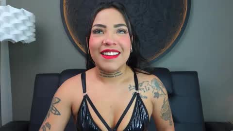 Vaiolette online show from October 11, 2025, 11:09 am