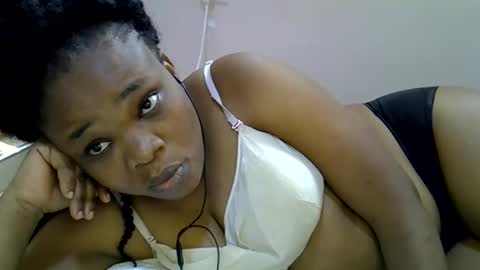 Snapshot of miss_velour chatting on May 22, 2026, 7:04 am miss_velour online show from May 22, 2026, 7:04 am
