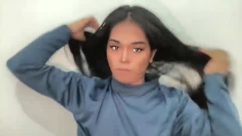 miss_veron_xoxo online show from April 23, 2026, 7:52 am