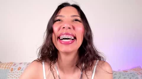 Miss Veronica online show from September 12, 2025, 1:11 pm