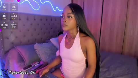 Tay Tay Independent Model   online show from June 26, 2026, 7:02 am