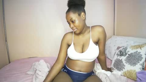 Snapshot of miss_worldfire chatting on May 17, 2026, 9:17 am miss_worldfire online show from May 17, 2026, 9:17 am