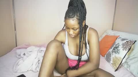 Snapshot of miss_worldfire chatting on June 5, 2026, 12:55 pm miss_worldfire online show from June 5, 2026, 12:55 pm