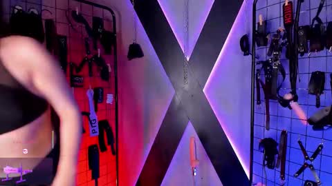 Snapshot of missalix_miah_bdsm chatting on October 18, 2025, 7:03 pm Miss Alix and Mia Slave online show from October 18, 2025, 7:03 pm