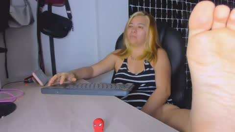 Snapshot of missalmafenix chatting on May 21, 2026, 11:39 am missalmafenix online show from May 21, 2026, 11:39 am