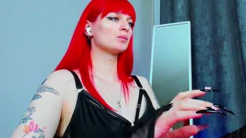 Miss Beldam online show from February 18, 2025, 11:41 pm