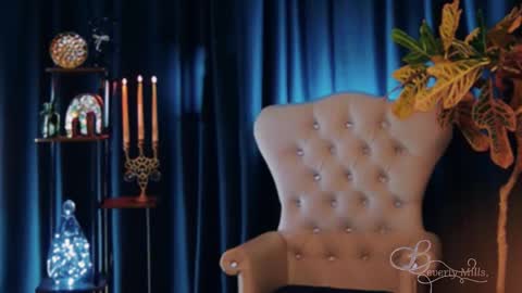 The divine Beverly online show from May 25, 2026, 10:54 am