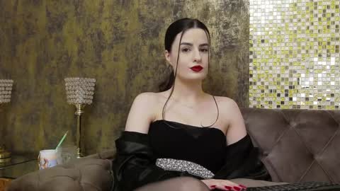 Snapshot of misscelinewest chatting on January 23, 2025, 10:11 pm MissCelineWest online show from January 23, 2025, 10:11 pm