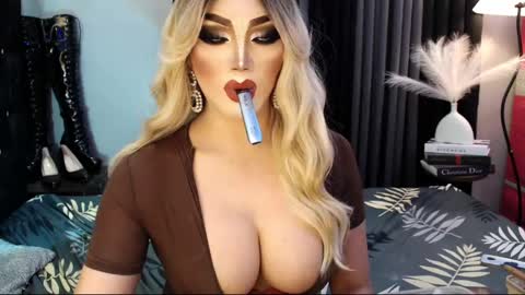 PRIESTESS CHANNEL online show from March 3, 2025, 6:33 pm