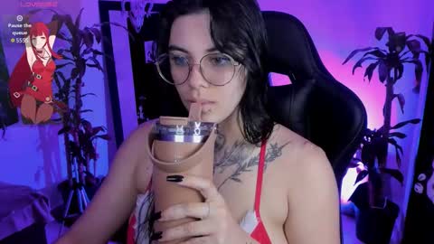 Snapshot of misscharlottte_18 chatting on November 21, 2025, 3:27 am Missy Charlottte. Hey remember to give me a thumbs up ty online show from November 21, 2025, 3:27 am