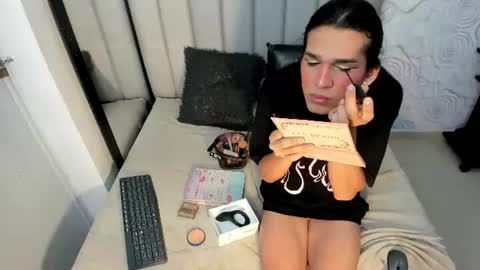 Snapshot of missdolllive chatting on July 16, 2026, 12:55 pm Dolly online show from July 16, 2026, 12:55 pm