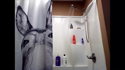 MissEeva online show from February 10, 2025, 7:17 pm