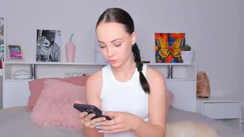 Hello dear my name Elisa online show from June 7, 2026, 8:56 pm